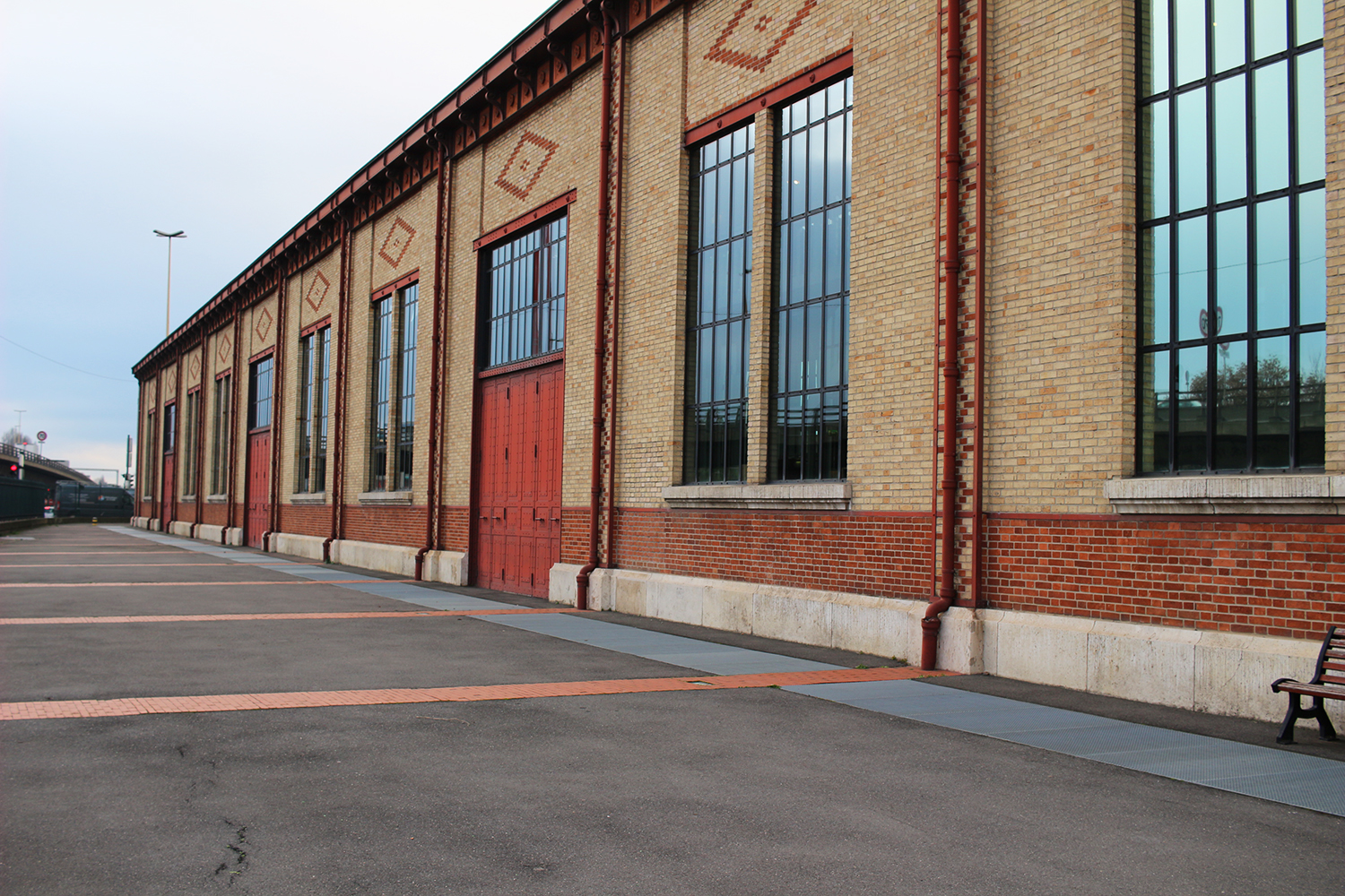 La Cité de l’eau est un ancien site industriel inscrit depuis 1992 à l’inventaire des monuments classés historiques © Globe Reporters