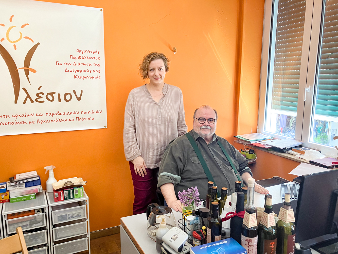 Emmi PANOUSSI, la directrice, et Georgakis KOSTIS, le coordinateur d’Helession © Globe Reporters